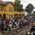 SVAKO MOŽE BITI META: Priliv migranata je realna pretnja po bezbednost regiona Svako može biti meta: Priliv migranata je realna pretnja po bezbednost regiona