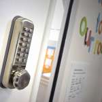 DECA NAM BEŽE IZ VRTIĆA: Kontrola pristupa kao jednostavno i efikasno rešenje Deca nam beže iz vrtića: Kontrola pristupa kao jednostavno i efikasno rešenje