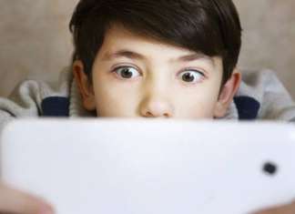 EVROPSKI PARLAMENT: Oprez, zaštitmo decu od štetnog sadržaja na TV i Internetu Evropski Parlament: Oprez, zaštitmo decu od štetnog sadržaja na TV i Internetu