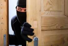 PREDLOG SINDIKATA POLICIJE: Za provalnike metak u čelo Predlog sindikata policije: Za provalnike metak u čelo