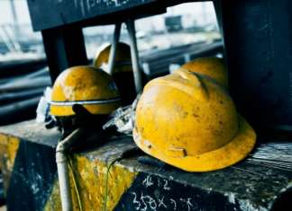 Top 10 preporuka za bezbednost na radu koje svaki zaposleni mora da zna Top 10 preporuka za bezbednost na radu koje svaki zaposleni mora da zna