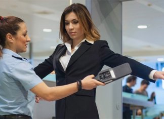 Kako da bezbednosnu kontrolu na aerodromu prođete brzo i bez stresa? Kako da bezbednosnu kontrolu na aerodromu prođete brzo i bez stresa?