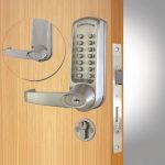 Ne osećate se dovoljno bezbedno? Ovo je 5 najboljih načina da osigurate svoju imovinu Ne osećate se dovoljno bezbedno? Ovo je 5 najboljih načina da osigurate svoju imovinu