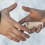 LJUDI I KORUPCIJA: Da li građani mogu da naprave razliku? mito i korupcija u srbiji