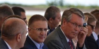 odrzana-pokazna-vezba-pripadnika-jedinice-za-obezbedjenje-mup-a-i-instruktora-federalne-sluzbe-obezbedjenja-ruske-federacije