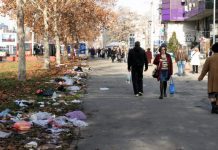 Srbija zvanično zabranjuje upotrebu tankih plastičnih kesa Srbija zvanično zabranjuje upotrebu tankih plastičnih kesa