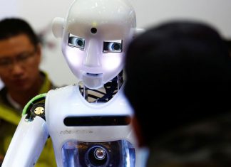 VEŠTAČKA INTELIGENCIJA UZIMA PRIMAT: Robot prvi put u debati sa ljudima VEŠTAČKA INTELIGENCIJA UZIMA PRIMAT: Robot prvi put u debati sa ljudima