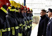 Stefanović obišao polaznike 3. klase osnovne obuke pripadnika vatrogasno-spasilačkih jedinica Stefanović obišao polaznike 3. klase osnovne obuke pripadnika vatrogasno-spasilačkih jedinica