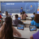 Učionice budućnosti: Kamere za prepoznavanje lica koje prate aktivnost na času Učionice budućnosti: Kamere za prepoznavanje lica koje prate aktivnost na času