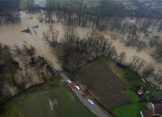 KORPORATIVNA BEZBEDNOST U VANREDNIM SITUACIJAMA: Nacrt zakona o smanjenju rizika od katastrofa i upravljanju vanrednim situacijama KORPORATIVNA BEZBEDNOST U VANREDNIM SITUACIJAMA: Nacrt zakona o smanjenju rizika od katastrofa i upravljanju vanrednim situacijama