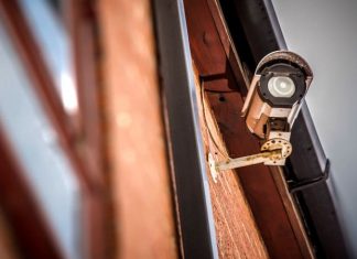 Predstavljamo deset BEST BUY kamera za video nadzor u 2018. godini Deset BEST BUY kamera za video nadzor u 2018. godini