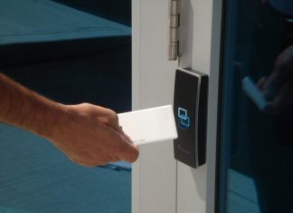 Kontrola pristupa Kontrola pristupa