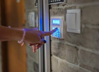 5 razloga da instalirate alarm i još 5 da budete bezbedniji! 5 razloga da instalirate alarm i još 5 da budete bezbedniji!