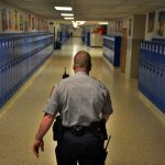 FIZIČKO OBEZBEĐENJE U ŠKOLAMA: Luksuz ili potreba?