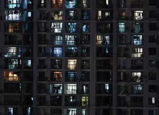 PONOVO LOKDAUN: U Šangaju alarmom kontrolišu izlaske iz kuća