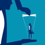 PAUKOVA MREŽA: Kako uočiti manipulaciju na radnom mestu?