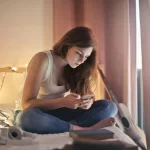 Na klik do susreta ili catfishing-a?