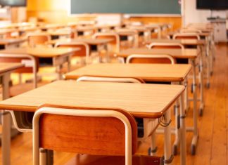 Novi pravilnici u školama – Kome pripada dnevnik?