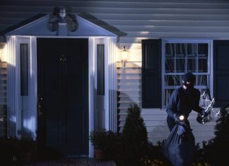 „Kako provalnik zna da nisam kod kuće?“ – Evo šta vas odaje! „Kako provalnik zna da nisam kod kuće?“ - Evo šta vas odaje!