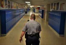 Osniva se beogradska služba bezbednosti, uvode softveri za detekciju oružja i stalne patrole