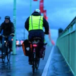 Vidljivo za golo oko, ali ne i za sistem: FLUORESCENTNA ODEĆA “NEVIDLJIVA” ZA TEHNOLOGIJU AUTOMATSKOG KOČENJA Vidljivo za golo oko, ali ne i za sistem: FLUORESCENTNA ODEĆA "NEVIDLJIVA" ZA TEHNOLOGIJU AUTOMATSKOG KOČENJA