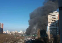 PONOVO IZBIO POŽAR U BOLKU 70: Lokalizovan incident u kineskom tržnom centru PONOVO IZBIO POŽAR U BOLKU 70: Lokalizovan incident u kineskom tržnom centru