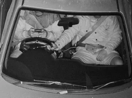 U Holandiji uvedene AI kamere: Kazna za telefon u ruci i do 430 evra U Holandiji uvedene AI kamere: Kazna za telefon u ruci i do 430 evra