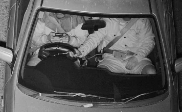 U Holandiji uvedene AI kamere: Kazna za telefon u ruci i do 430 evra U Holandiji uvedene AI kamere: Kazna za telefon u ruci i do 430 evra