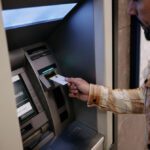 „Cash trapping“ – Novi metod krađe na bankomatima: Ako novac ne izađe, ne odlazite „Cash trapping“ - Novi metod krađe na bankomatima: Ako novac ne izađe, ne odlazite